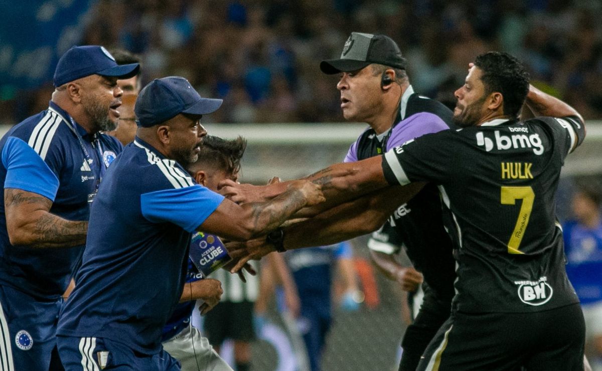 STJD analisa imagens da pancadaria entre jogadores do Atlético e Cruzeiro; punição pode ser pesadíssima