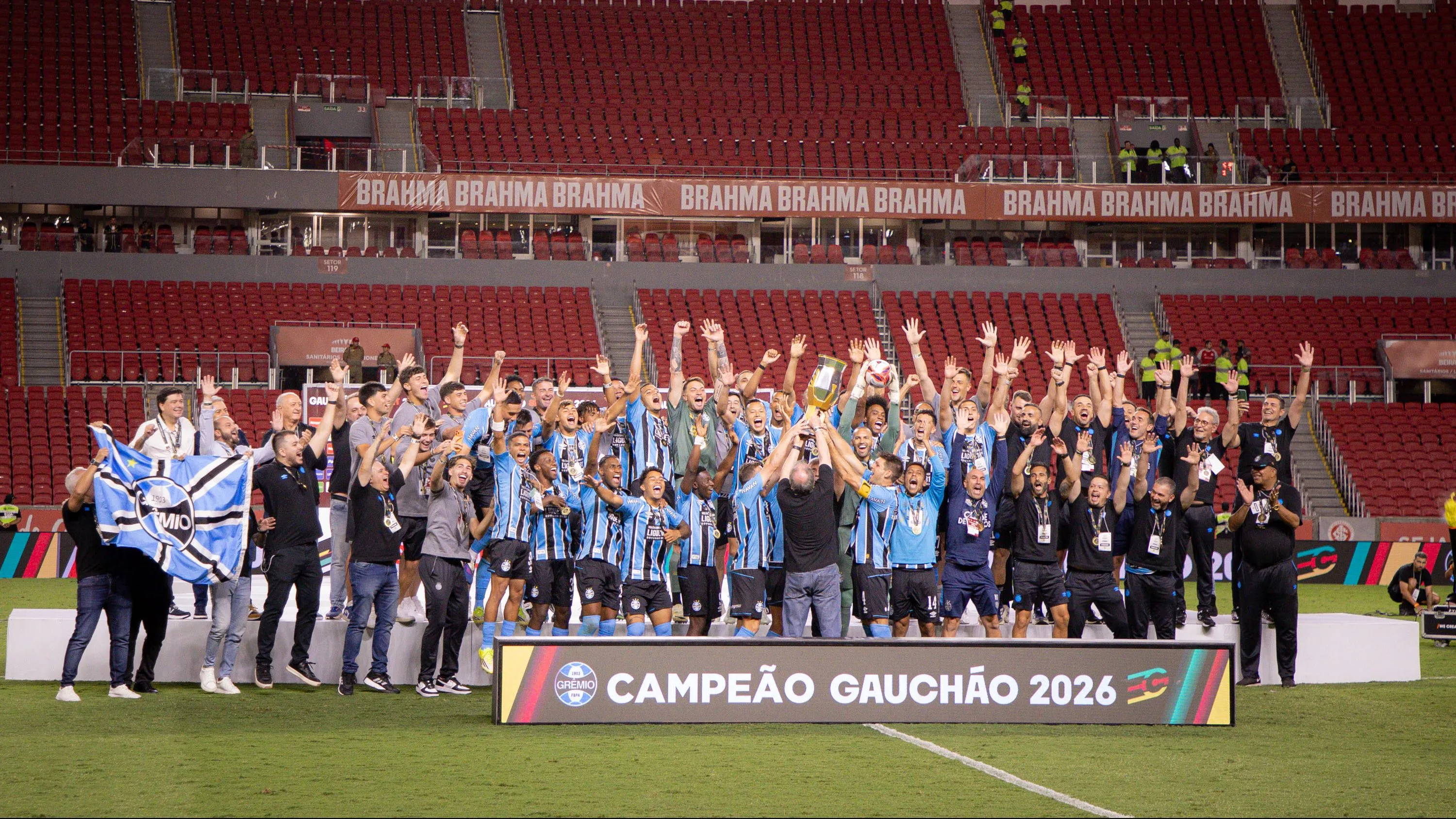 Jogadores do Grêmio comemorando título. Foto: Maxi Franzoi/AGIF