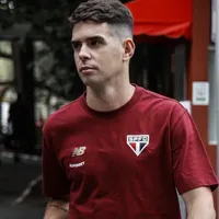 São Paulo negocia rescisão contratual com Oscar