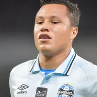 Marlon acusa jornalistas de inventarem suposto benefício ao Grêmio