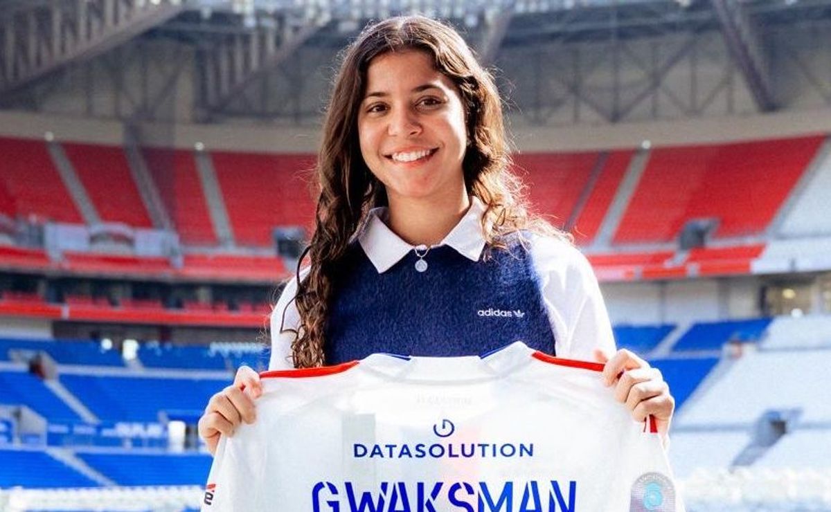 Giovanna Waksman, joia do futebol feminino brasileiro, assina com o Lyon até junho de 2028