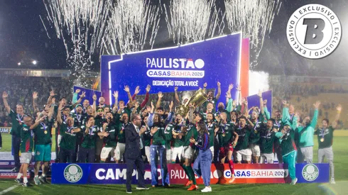 Palmeiras com o troféu do Paulistão 2026. Foto: Joisel Amaral/AGIF