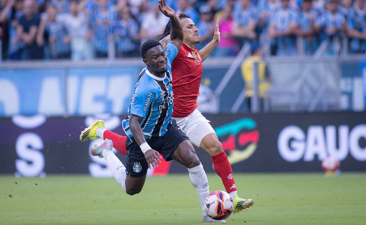 Grêmio é denunciado no TJD-RS por incidente no Gre-Nal 450; julgamento ocorre nesta semana