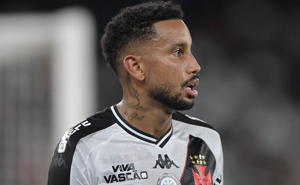 Renato Gaúcho se empolga com Jair e aguarda recuperação do meio-campista do Vasco