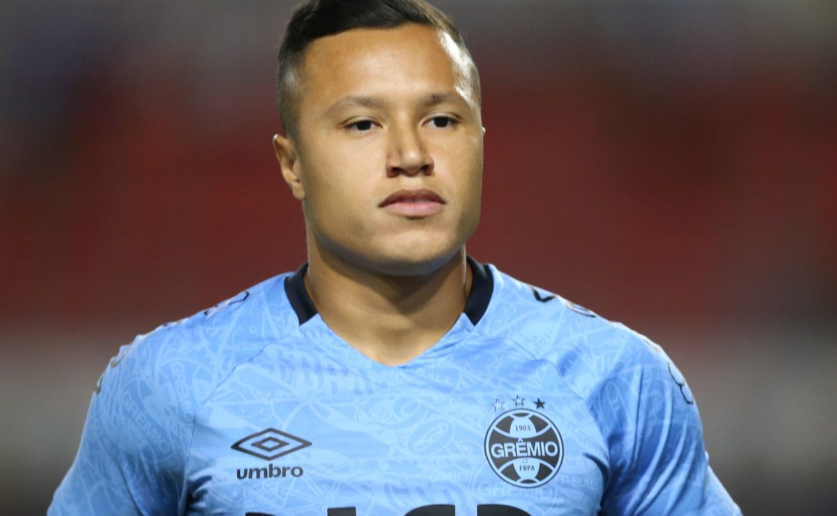Marlon critica imprensa identificada com o Inter e rebate polêmica que diminui o título do Grêmio