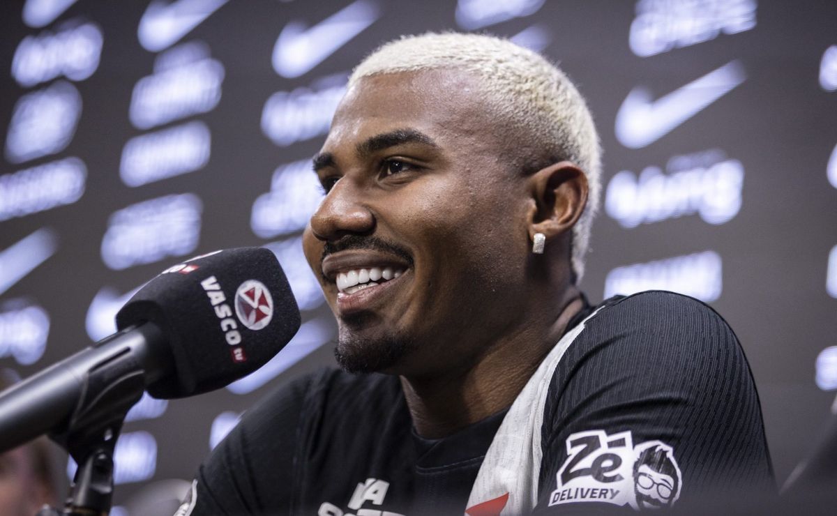 Cuiabano projeta evolução do Vasco na temporada e elogia o time após vitória contra o Palmeiras