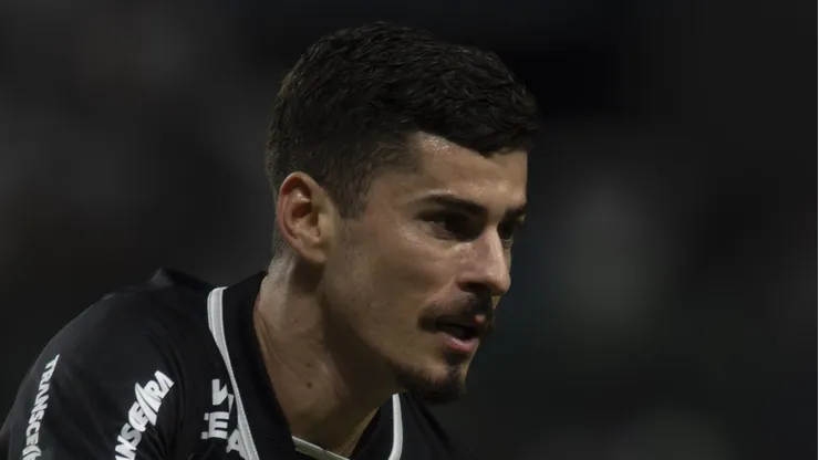 Rômulo, meia do Palmeiras, emprestado ao Novorizontino