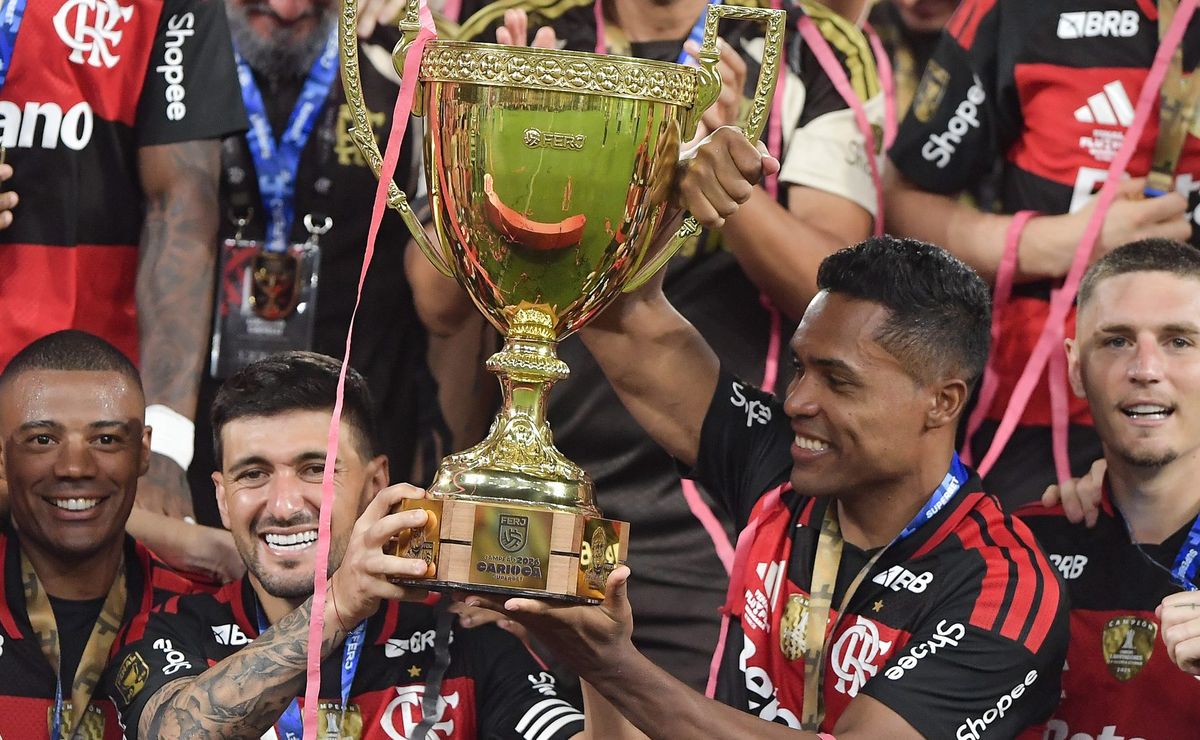 Nas quatro vezes em que foi campeão brasileiro no século 21, o Flamengo foi campeão carioca