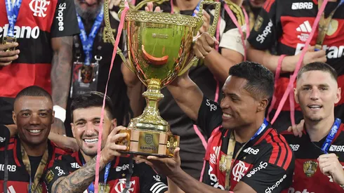 Flamengo venceu o Fluminense nos pênaltis para conquistar seu 40° carioca