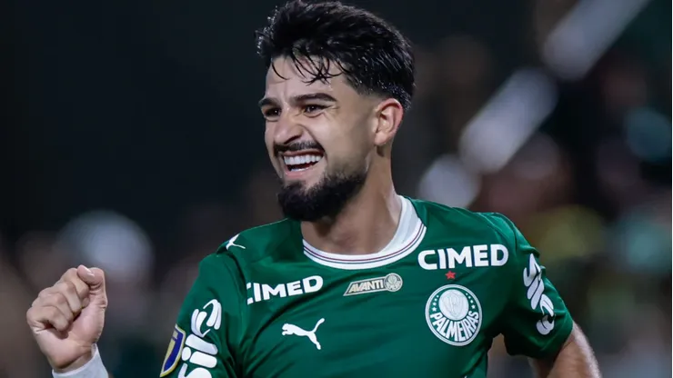 Flaco López vive grande momento e sonha com Copa do Mundo pela Argentina