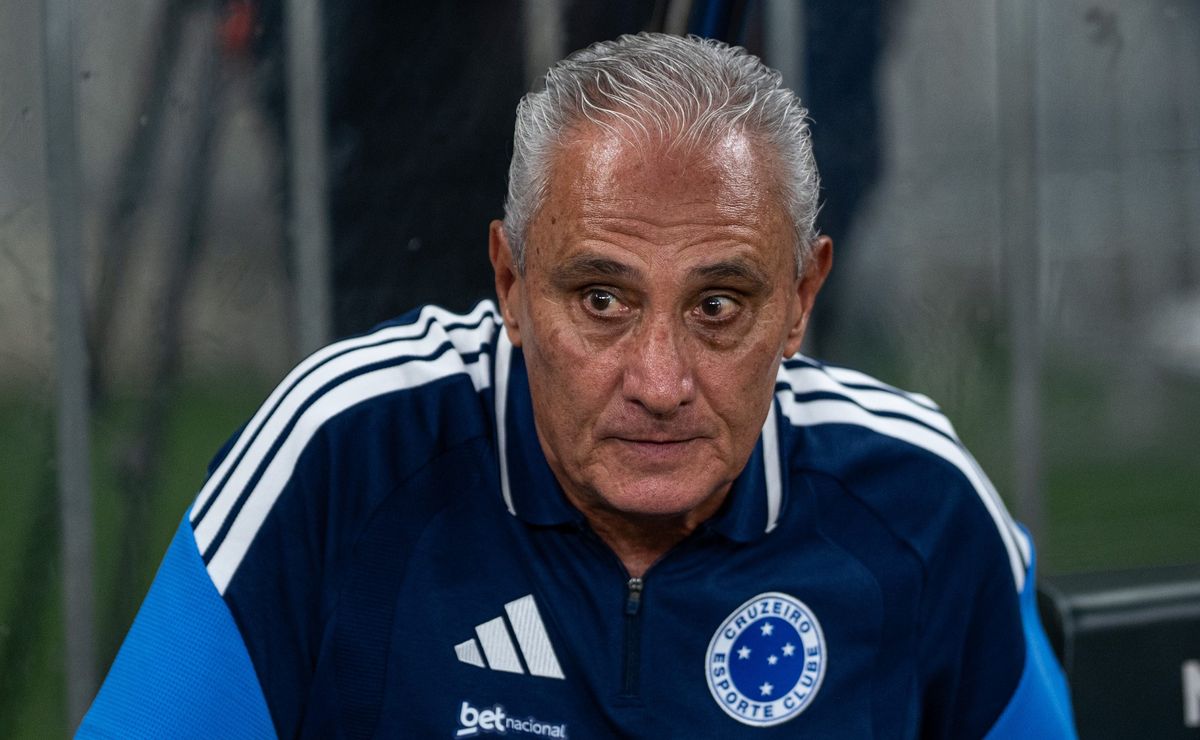 Santos avalia futuro de Vojvoda e vê Tite como nome que agrada nos bastidores