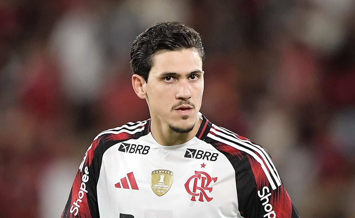 Pedro manda recado sobre saída polêmica de Filipe Luís no Flamengo: “A gente compartilha com ele”