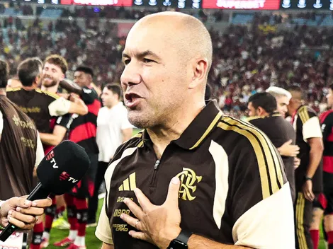 Leonardo Jardim revela ao elenco papo com Filipe Luís