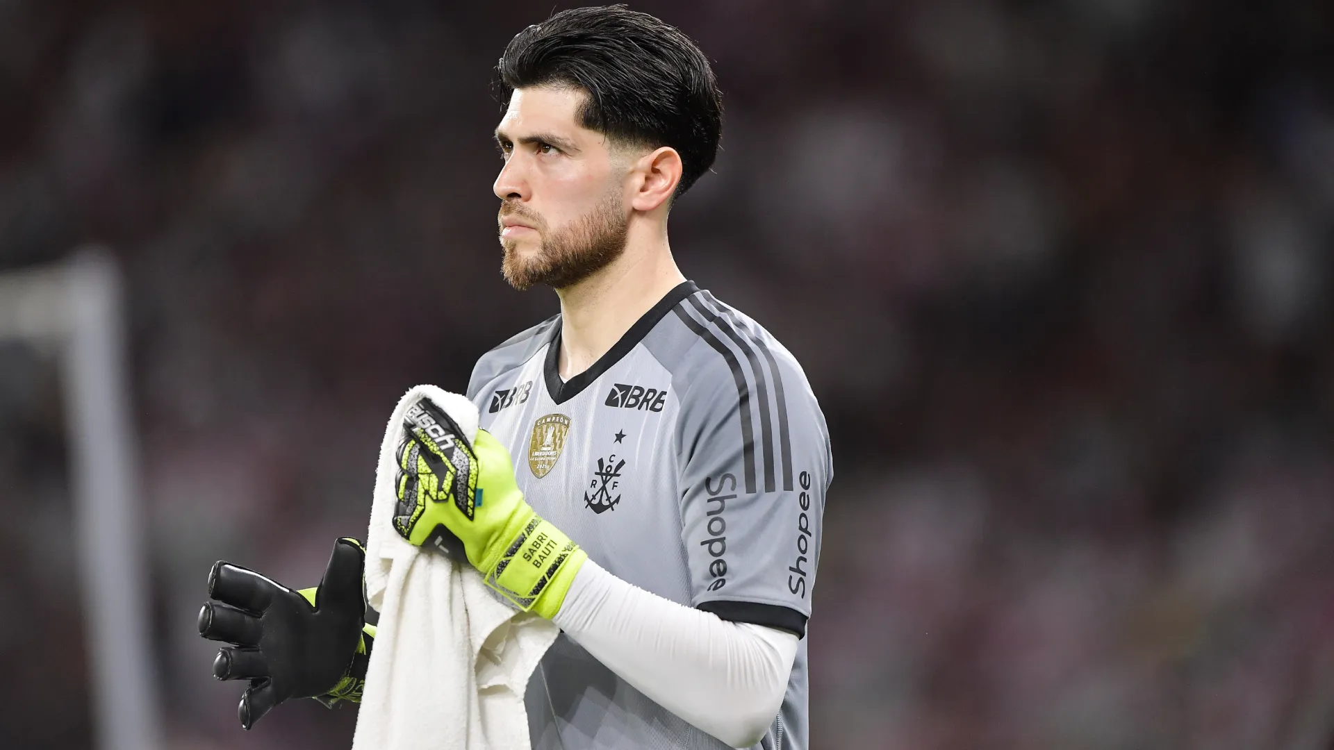 Rossi brilhou pelo Flamengo na final do Carioca – Foto: Thiago Ribeiro/AGIF