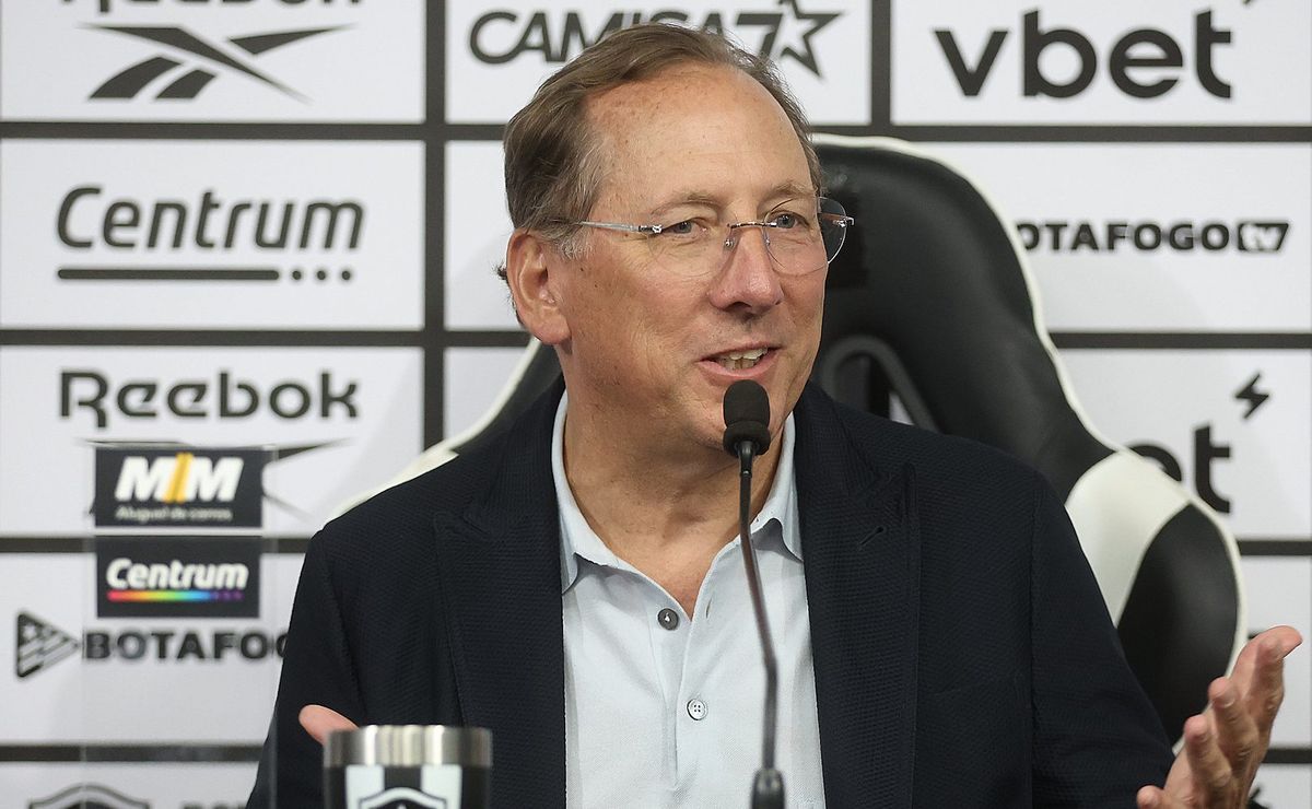 John Textor alfineta o Flamengo por o Botafogo ser o único tetracampeão carioca 