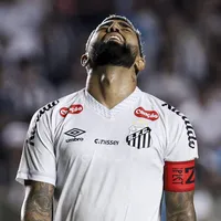 Gabigol trabalha para melhorar a forma física no Santos