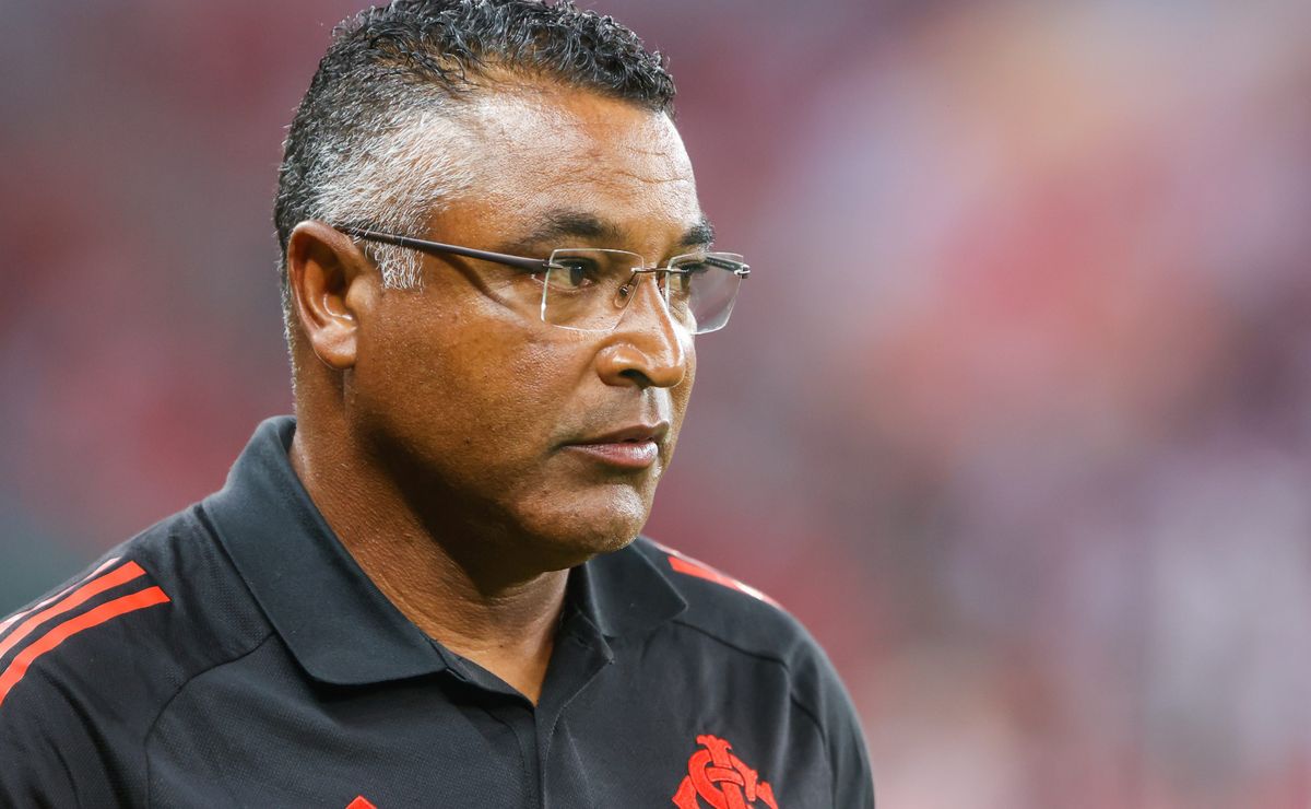 São Paulo se assusta com rejeição da torcida a Roger Machado, mas mantém contratação para substituir Crespo