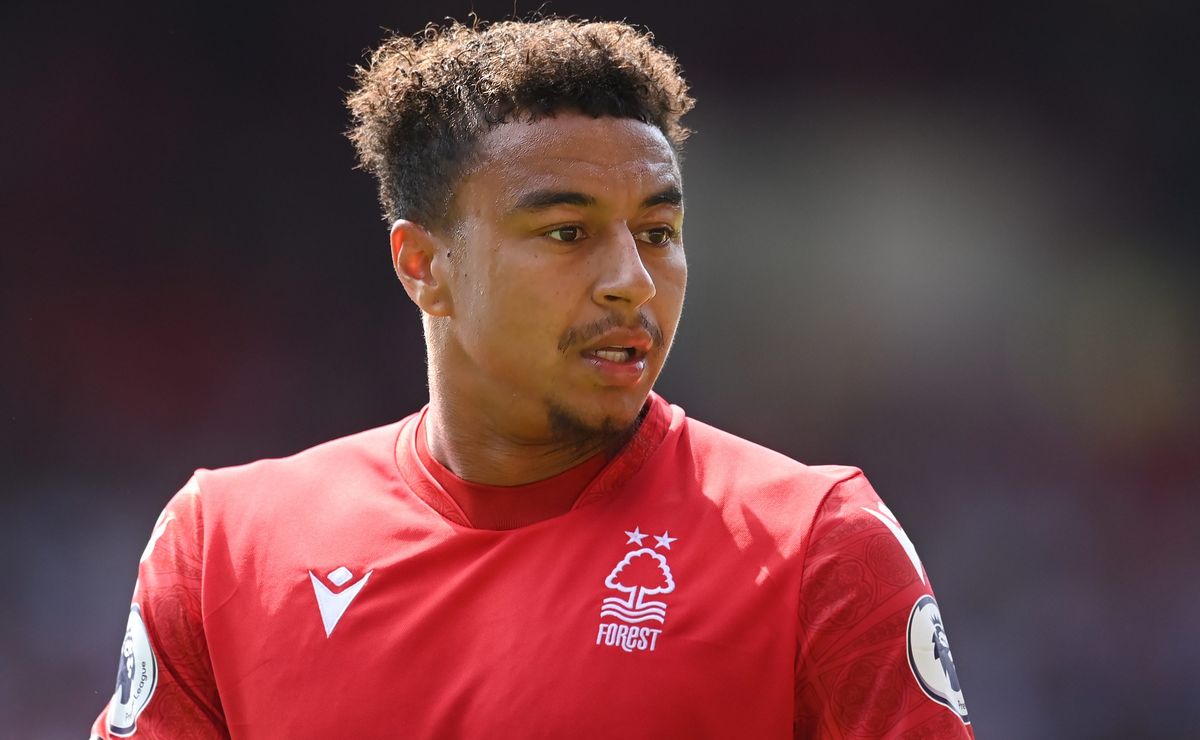 Jesse Lingard e Samir foram oferecidos nas últimas semanas, mas Vasco não se empolgou