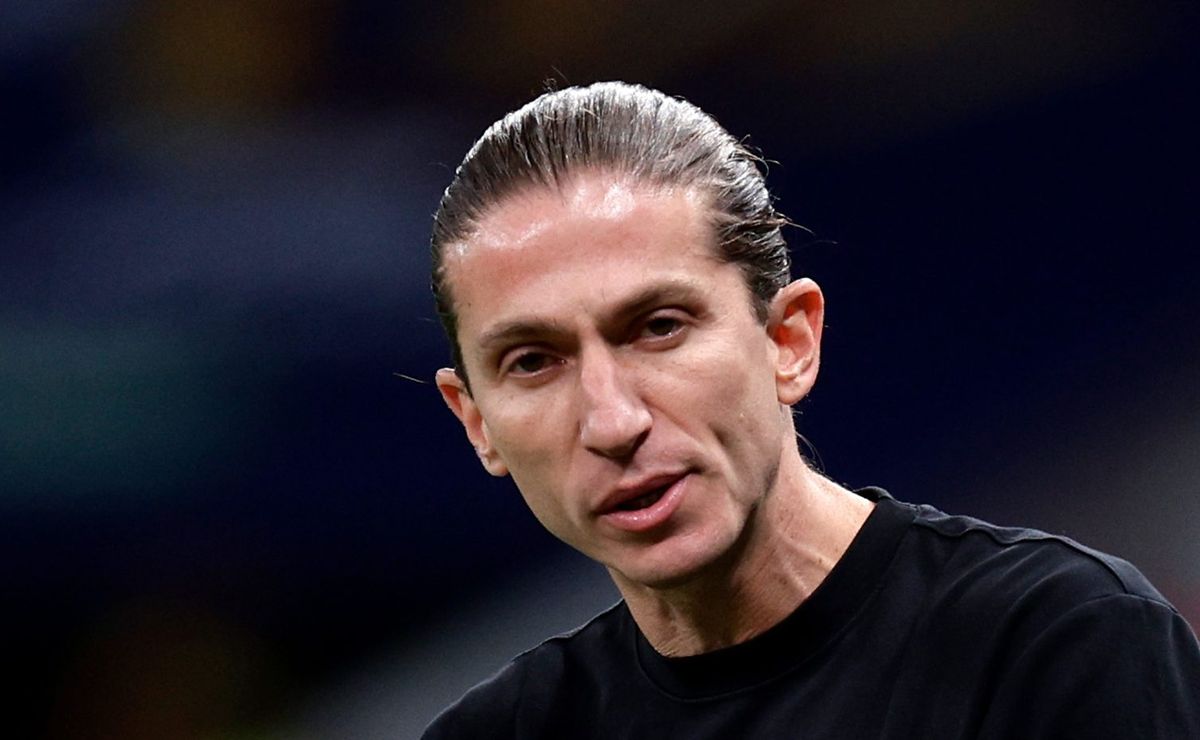 7 dias depois da saída do Flamengo, Filipe Luís é sondado pelo Monterrey e recusa mercado mexicano