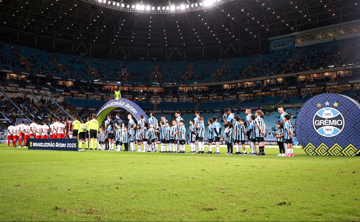Grêmio abre venda de ingressos para duelo contra o Bragantino com promoção especial na Arena