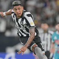 Matheus Martins fala sobre atuar como camisa 9 no Botafogo