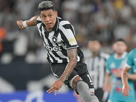 Matheus Martins fala sobre atuar como camisa 9 no Botafogo