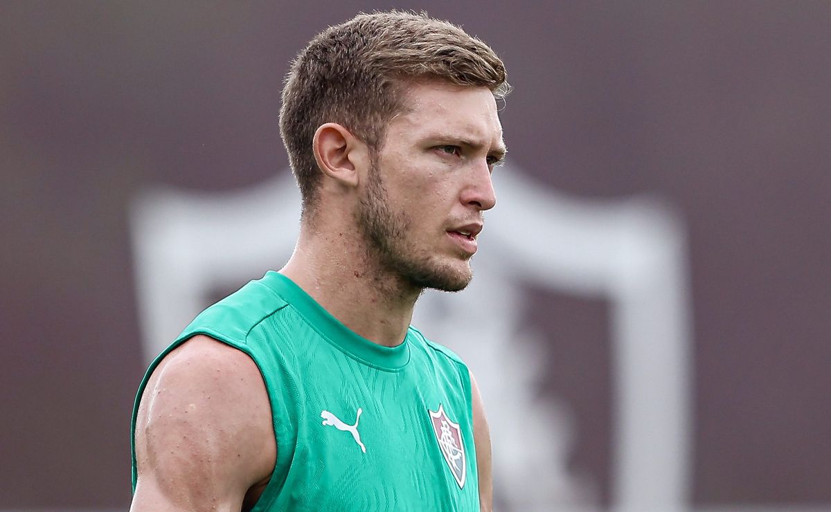 Fluminense regulariza Castillo após contratação milionária e atacante fica perto de estrear no Brasileirão