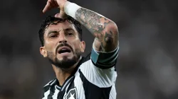 Alex Telles desabafou após o a eliminação - Foto: Jorge Rodrigues/AGIF