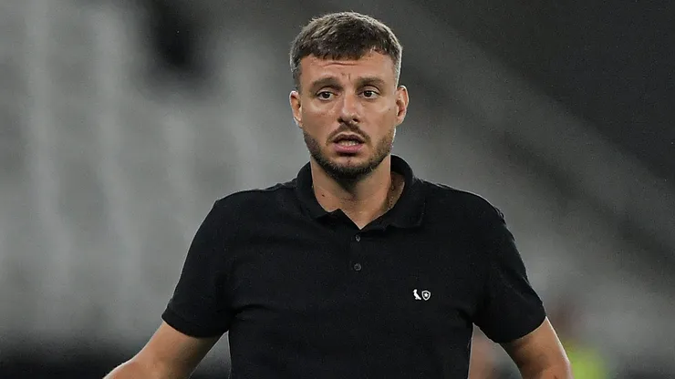 Martin Anselmi tecnico do Botafogo durante partida contra o Barcelona de Guayaquil no estadio Engenhao pelo campeonato Copa Libertadores 2026.