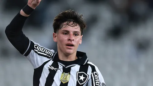 Montoro com a camisa do Fogão. 
Foto:  Buda Mendes/Getty Images
