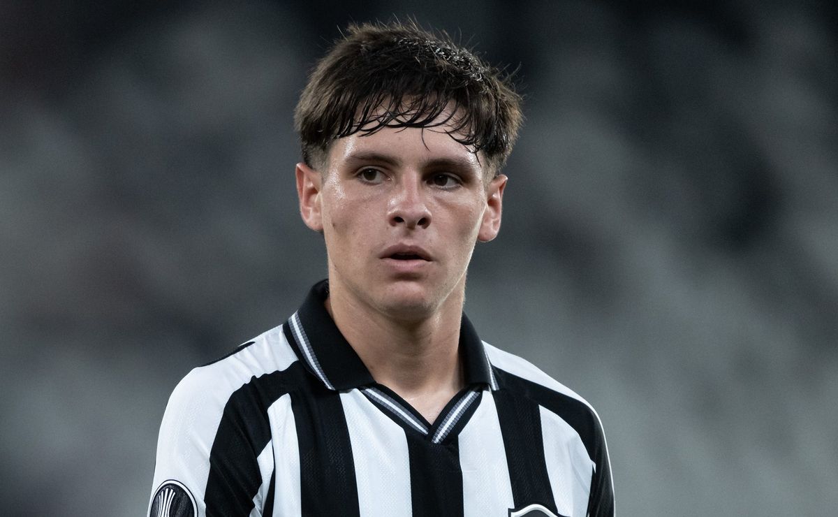 Montoro contratado como novo reforço do Palmeiras é aprovado pela torcida após ser vaiado no Botafogo