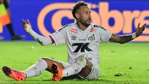 Casagrande reprova Neymar no Santos.
