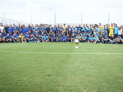 Gesto de Luís Castro marca reapresentação do Grêmio