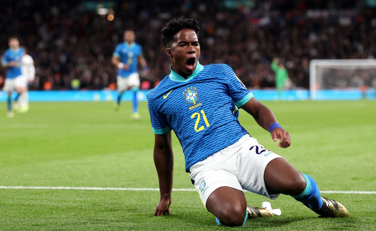 Jovens ganham força e pressionam por espaço na Seleção Brasileira antes da Copa do Mundo