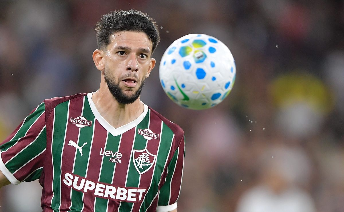 Jemmes supera desconfiança e se firma na zaga do Fluminense com atuações seguras