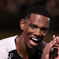 Milan fará nova oferta ao Corinthians por André