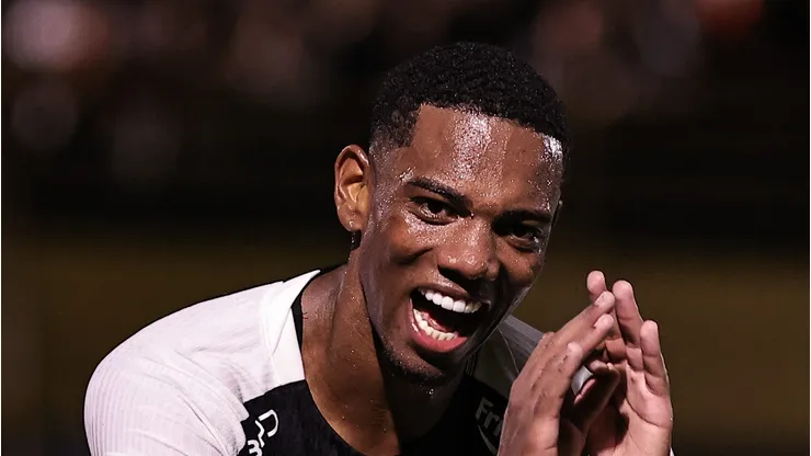 André tem contrato com o Timão até dezembro de 2029.