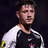 Rodrigo Garro cobra atenção contra o Coritiba em Itaquera