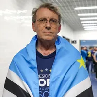 Grêmio planeja reforços e avalia saídas