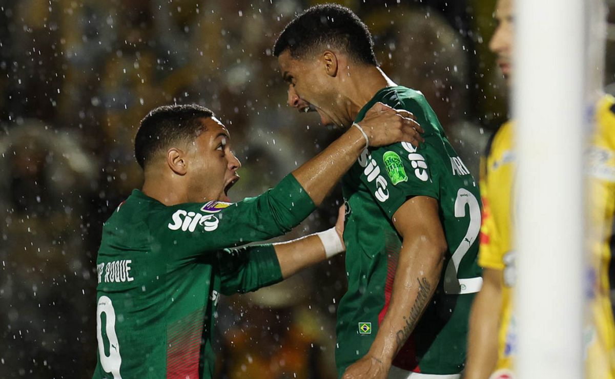 Murilo sofre entorse no joelho e vira desfalque no Palmeiras para sequência do Brasileirão