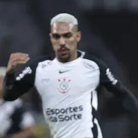 Matheusinho no Corinthians vira alvo de críticas da torcida por excesso de cruzamentos
