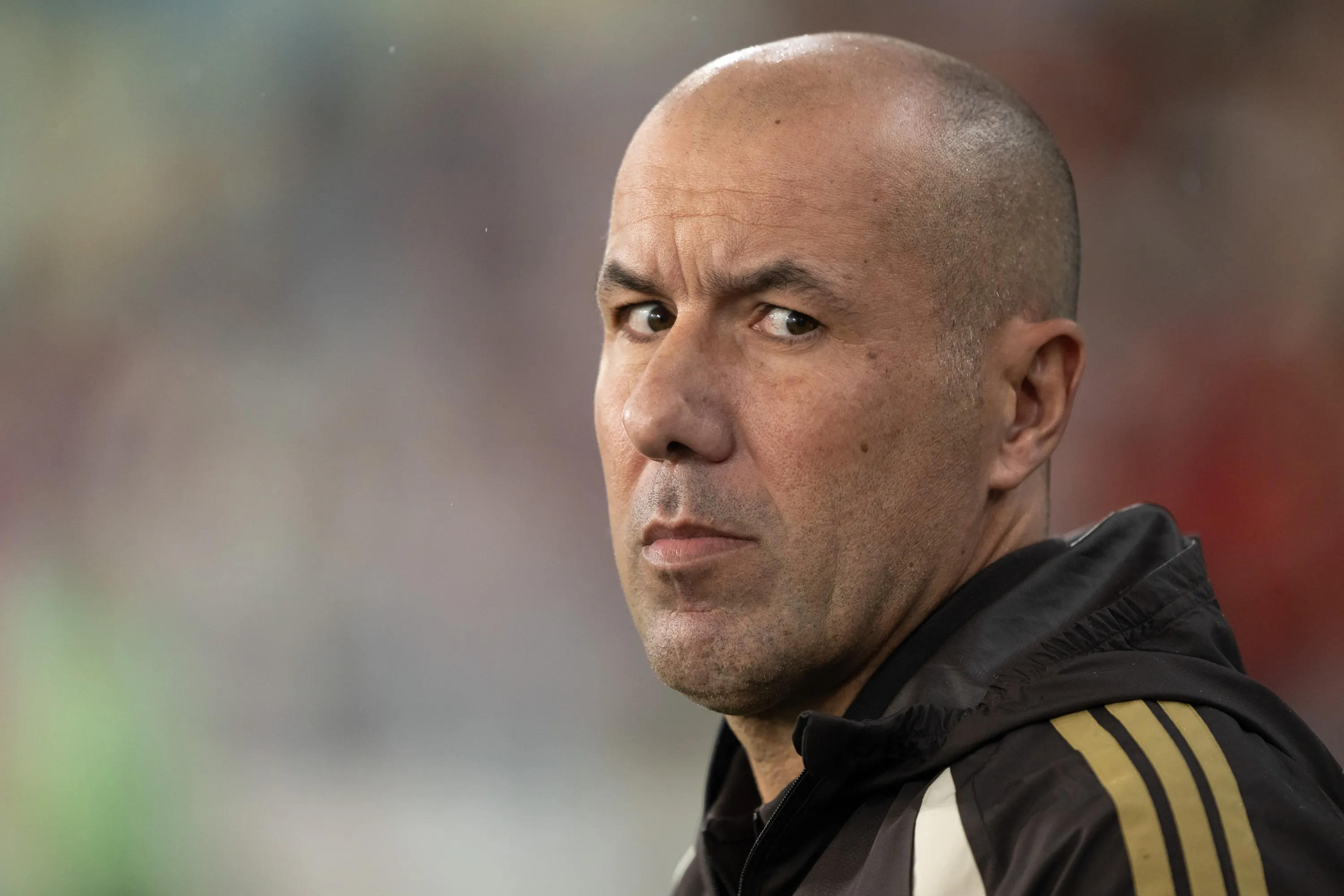 Leonardo Jardim acredita em titularidade absoluta de Pedro com Arrascaeta. Foto: Jorge Rodrigues/AGIF