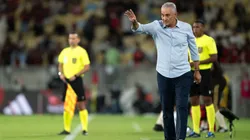 Tite, técnico do Cruzeiro durante partida contra o Flamengo no estadio Maracana pelo campeonato Brasileiro A 2026. Foto: Jorge Rodrigues/AGIF