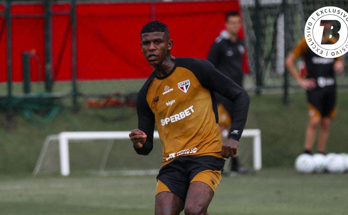 Roger Machado deve deixar Arboleda no banco em estreia pelo São Paulo