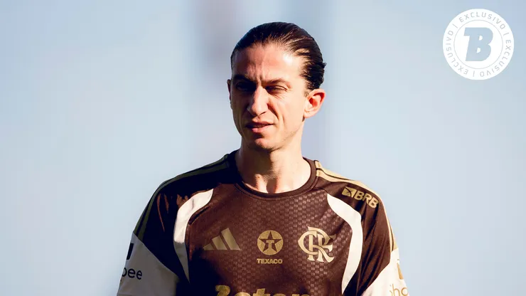 Filipe Luís está livre no mercado após deixar o comando do Flamengo - Foto: Fotos: Adriano Fontes/Flamengo