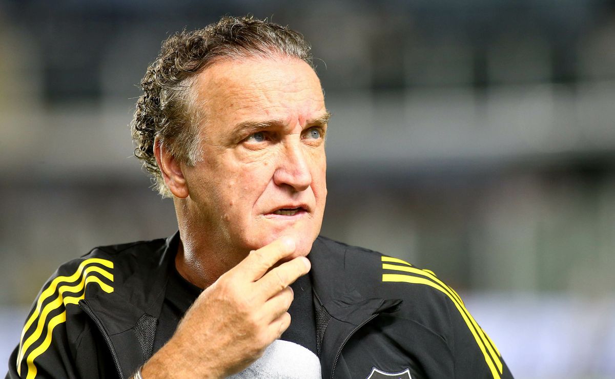 Cuca se posiciona sobre assumir o Santos em conversa com Vagner Frederico e jornalista confirma que Vojvoda deve cair