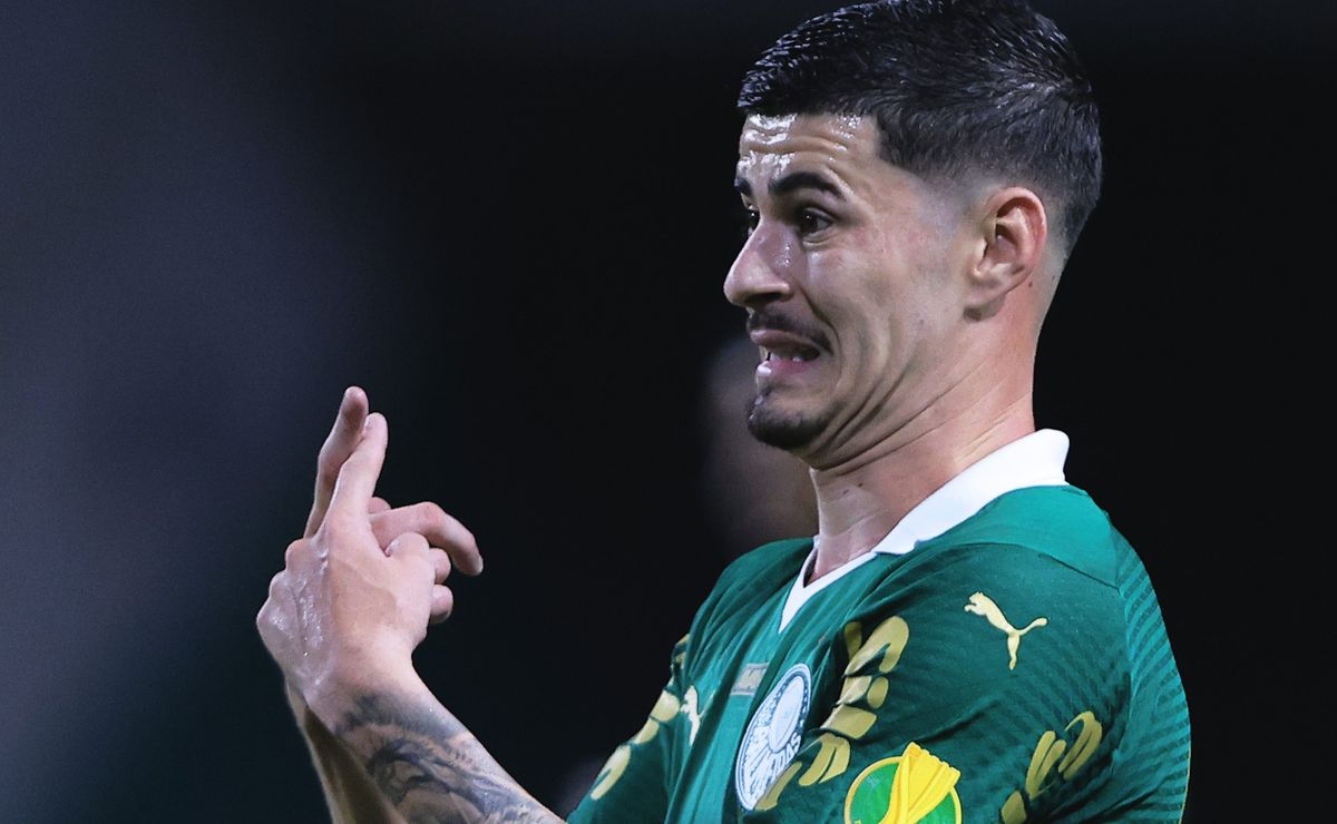 Palmeiras aguarda novas ofertas por Rômulo e quer resolver a situação do meio-campista logo