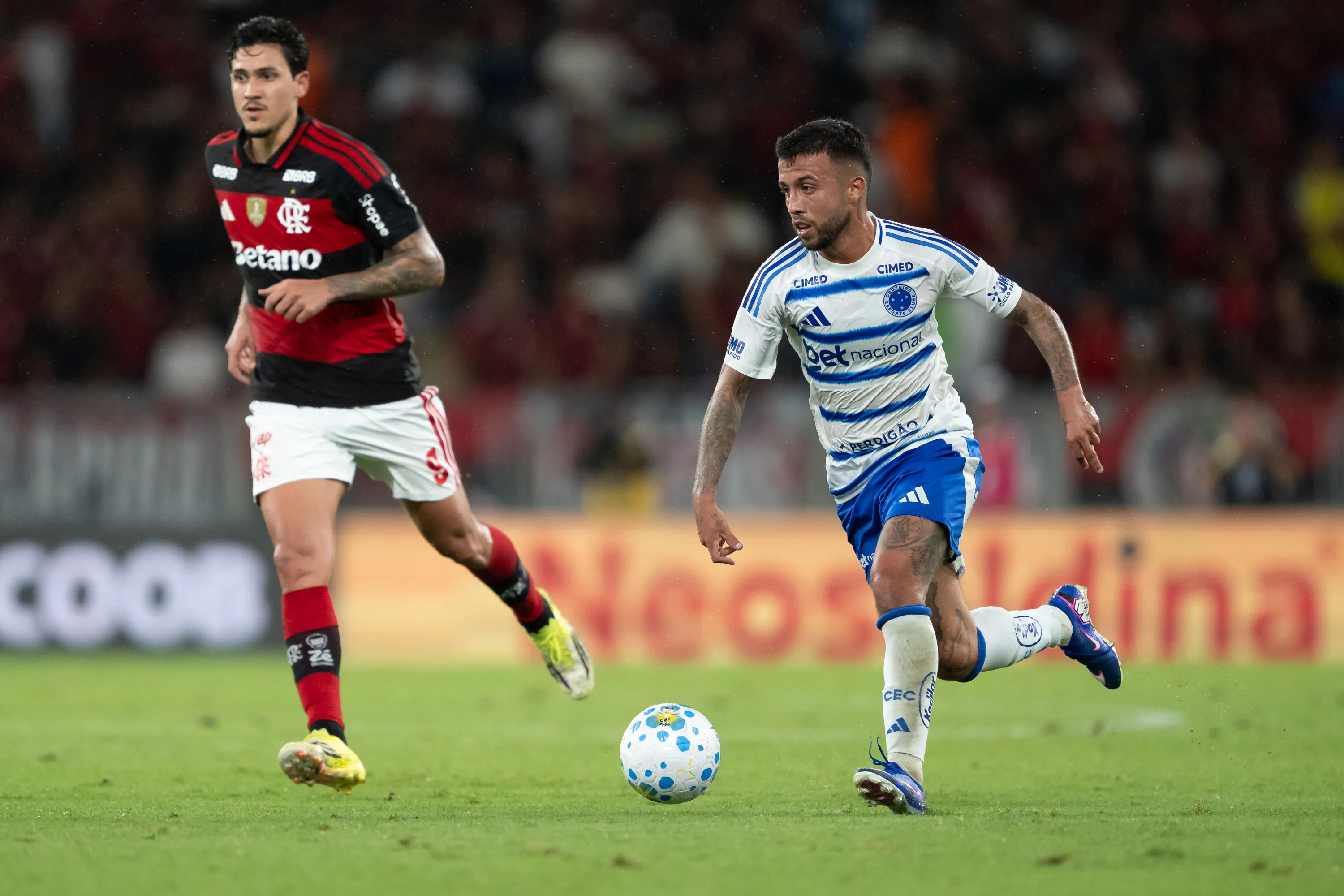 Cruzeiro perdeu para o Flamengo pelo Brasileirão. Foto: Jorge Rodrigues/AGIF