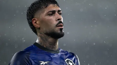 Zagueiro deu a sua opinião – Foto: Jorge Rodrigues/AGIF.
