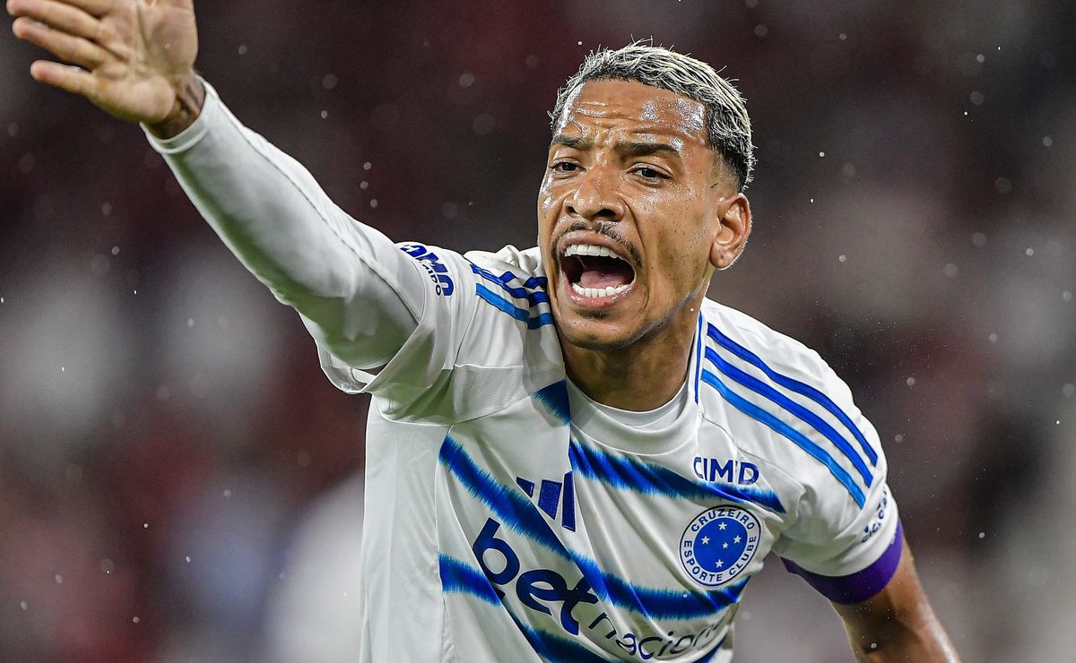 Matheus Pereira lamenta derrota para o Flamengo e vê resultado injusto: “Não condiz com a atuação”